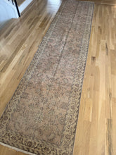 Load image into Gallery viewer, Vintage Turkish 3’1” x 12’11”
