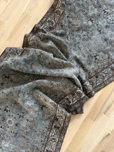 Load image into Gallery viewer, Antique Malayer 3’ x 15’6”
