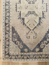 Load image into Gallery viewer, Vintage Turkish 1’9” x 3’2”
