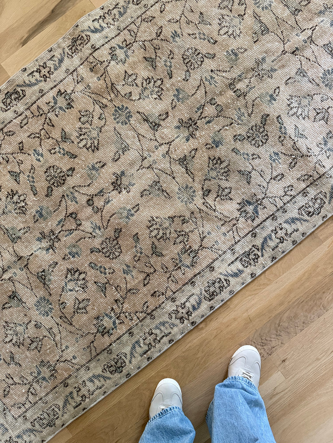 Vintage Turkish 3’2” x 6’5”