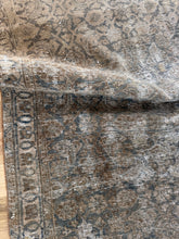 Load image into Gallery viewer, Antique Tabriz 2’9” x 4’5”
