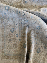 Load image into Gallery viewer, Antique Tabriz 9’10” x 12’8”
