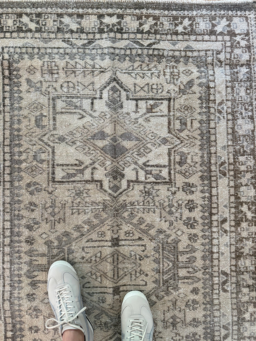 Antique Heriz 3’2” x 5’2”