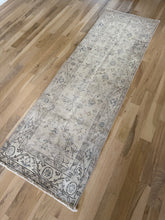 Load image into Gallery viewer, Vintage Turkish 2’2” x 6’10”
