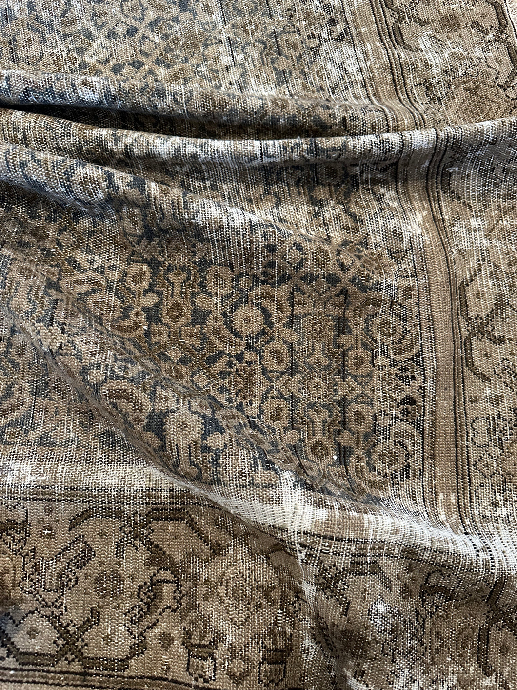 Antique Malayer 4’4” x 6’