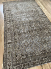 Load image into Gallery viewer, Antique Malayer 5’2” x 9’3”
